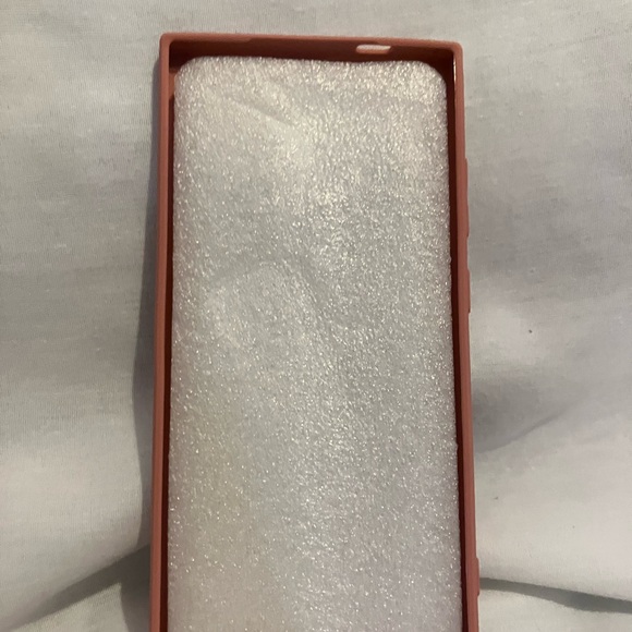 Heart Design Pink Phone Case - Picture 2 of 2